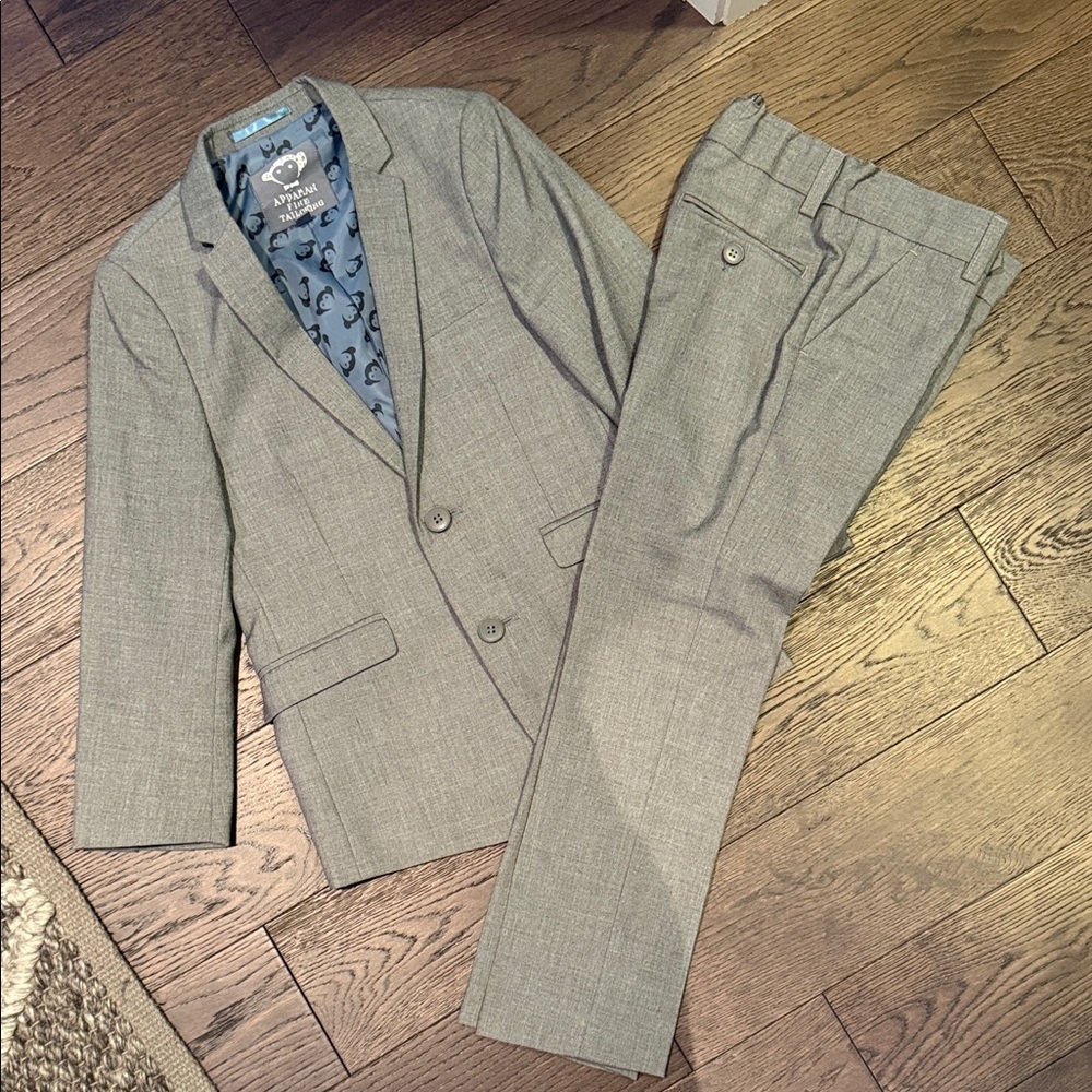 Appaman Light Gray Two-Piece Suit with Blue Lining